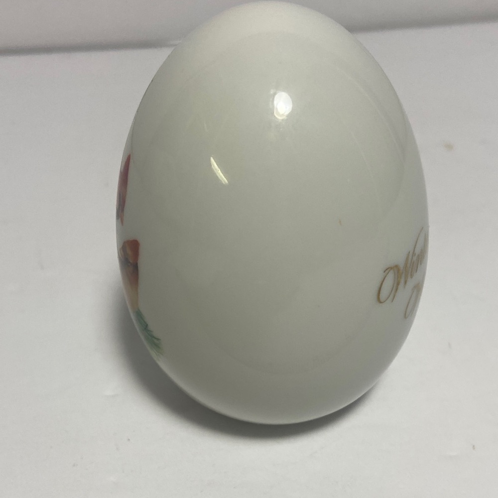 vintage Avon porcelain collector's egg winter scene cardinal bird - Picture 8 of 9